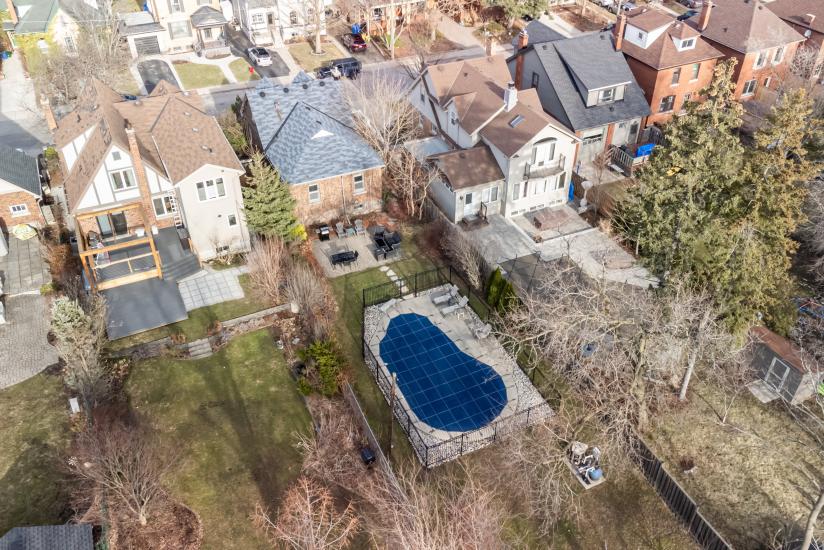 Property listing for 85 Hyde Park Ave, Hamilton, ON
