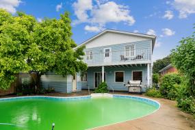 Property listing for 131 Bell Ave., Hamilton, Ontario