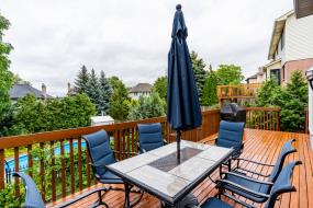 Property listing for 145 Lavender Dr., Ancaster, ON