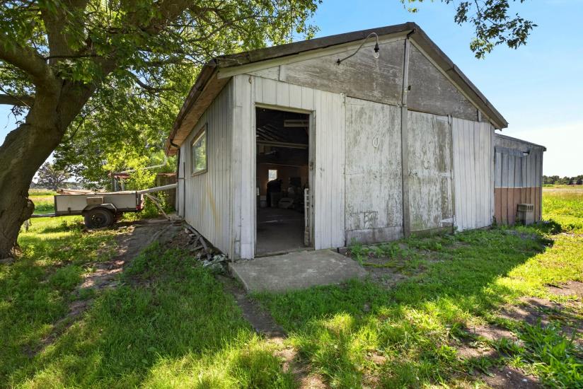 Property listing for 958 Highland Rd. E., Stoney Creek, ON