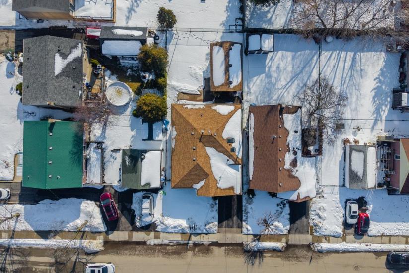 Property listing for 624 Seventh Ave., Hamilton, ON