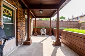 Property listing for 42 Beston Dr., Hamilton, Ontario