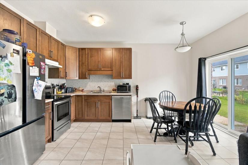 Property listing for 125 Sunflower Pl., Welland, ON