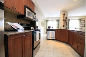 Property listing for 85 Meadow Wood Cres., Stoney Creek, ON