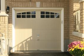 Property listing for 47 Brigham Ave., Binbrook, ON