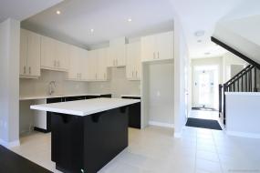 Property listing for 103 Columbus Gate, Hamilton, ON