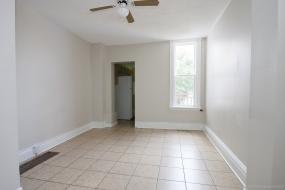 Property listing for 7.5 Madison Ave., Hamilton, Ontario