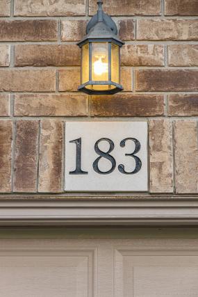 Property listing for 183 Tanglewood Dr., Binbrook, Ontario