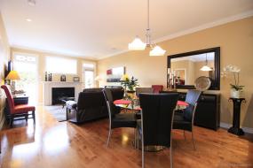 Property listing for #11-10 Greenbrook Dr., Stoney Creek, ON