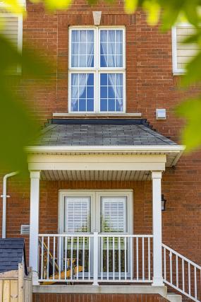 Property listing for #4-7 Sirente Dr., Hamilton, ON