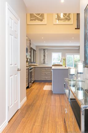 Property listing for 10 Kopperfield Lane, Glancaster, ON