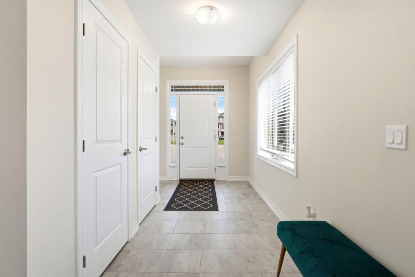 Property listing for #160-77 Diana Ave., Brantford, ON