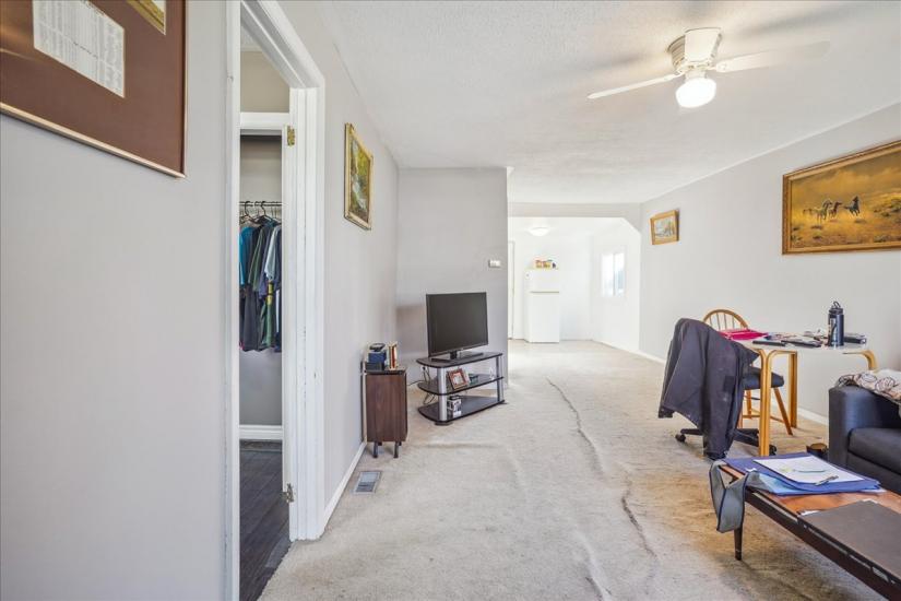 Property listing for 276 Ivon Ave., Hamilton, ON