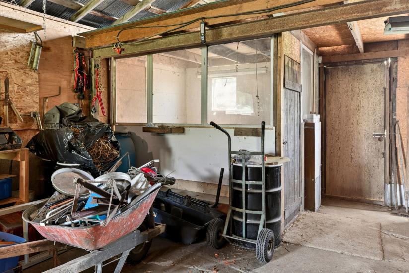 Property listing for 958 Highland Rd. E., Stoney Creek, ON