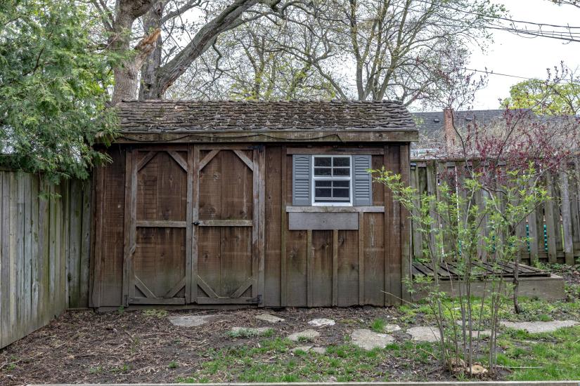 Property listing for 105 Highland Ave., St. Catharines, ON