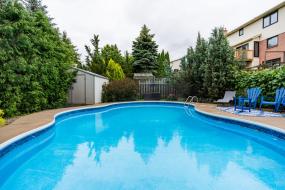 Property listing for 145 Lavender Dr., Ancaster, ON