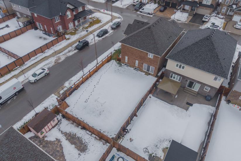 Property listing for 79 Dolomiti Crt., Stoney Creek, ON