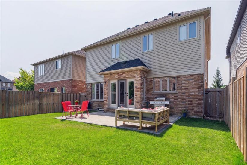 Property listing for 60 Pumpkin Pass, Binbrook, ON