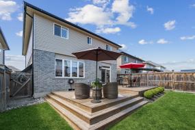 Property listing for 1363 Upper Paradise Rd., Hamilton, ON