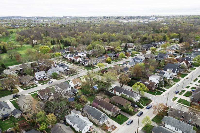 Property listing for 105 Highland Ave., St. Catharines, ON
