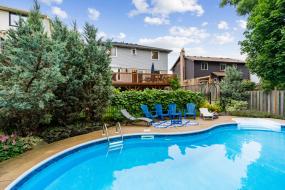 Property listing for 145 Lavender Dr., Ancaster, ON