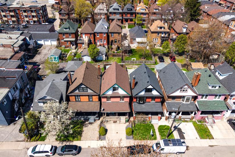 Property listing for 11 Barnesdale Ave. N., Hamilton, ON