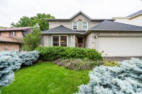 Property listing for 145 Lavender Dr., Ancaster, ON