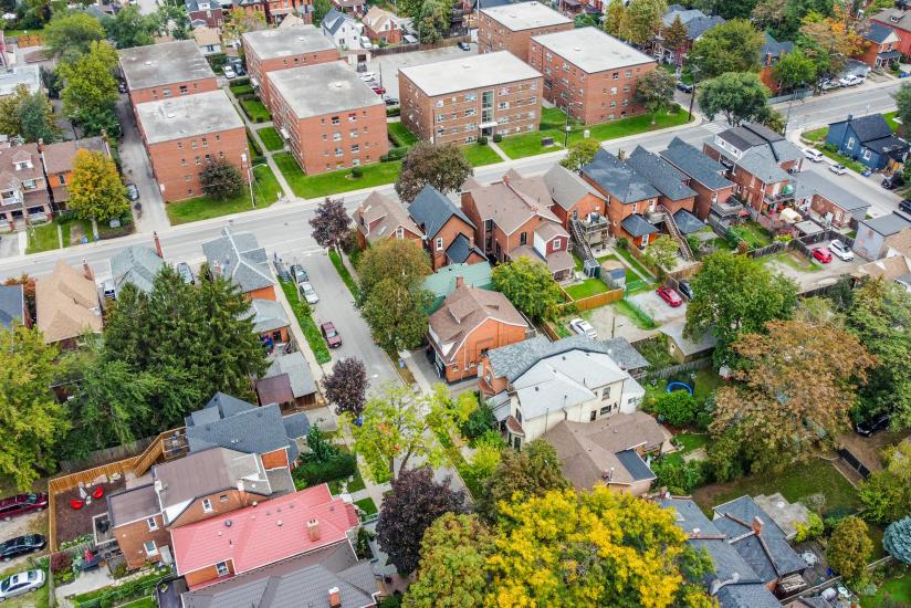 Property listing for 9 Blythe St., Hamilton, ON