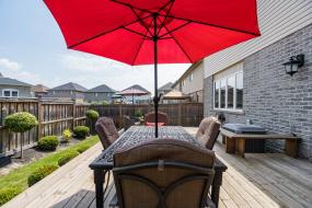 Property listing for 1363 Upper Paradise Rd., Hamilton, ON