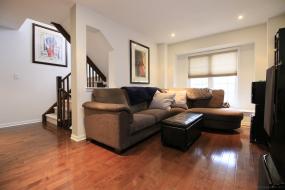 Property listing for 26 Hepworth Cres., Ancaster, ON