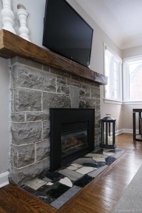 Property listing for 6 Tweedsmuir Ave., Dundas, ON