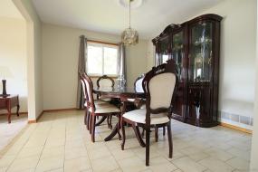 Property listing for 182 Solomon Cres., Hamilton, ON