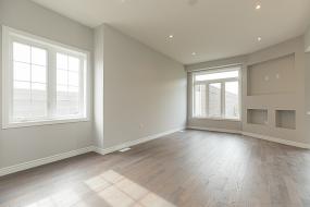 Property listing for 138 Dunrobin Lane, Grimsby, ON