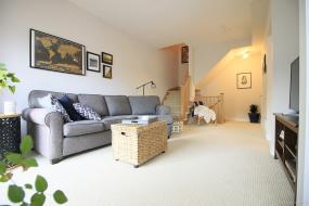 Property listing for #8-11 Stockbridge Gardens, Stoney Creek, ON