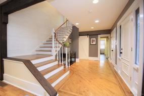Property listing for 510 Scenic Dr., Hamilton, ON