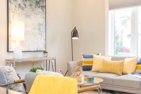 Property listing for 232 Emerald St. N., Hamilton, ON