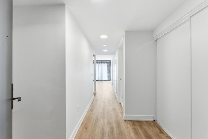 Property listing for #606-1 Jarvis St., Hamilton, ON