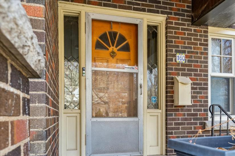 Property listing for 160 Dalewood Cres., Hamilton, ON