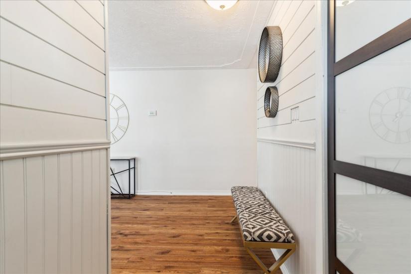 Property listing for 23 Lorne Ave., Hamilton, ON