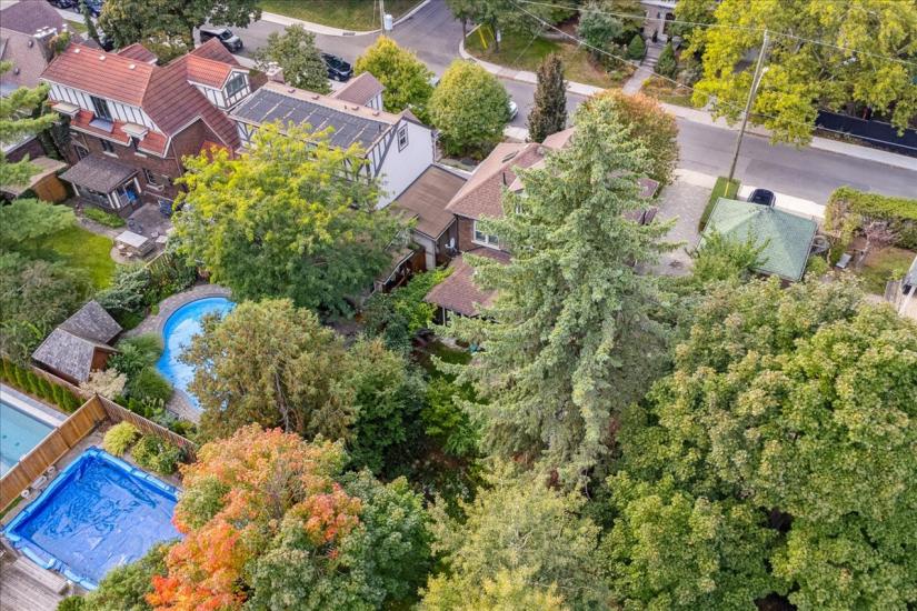 Property listing for 160 Dalewood Cres., Hamilton, ON