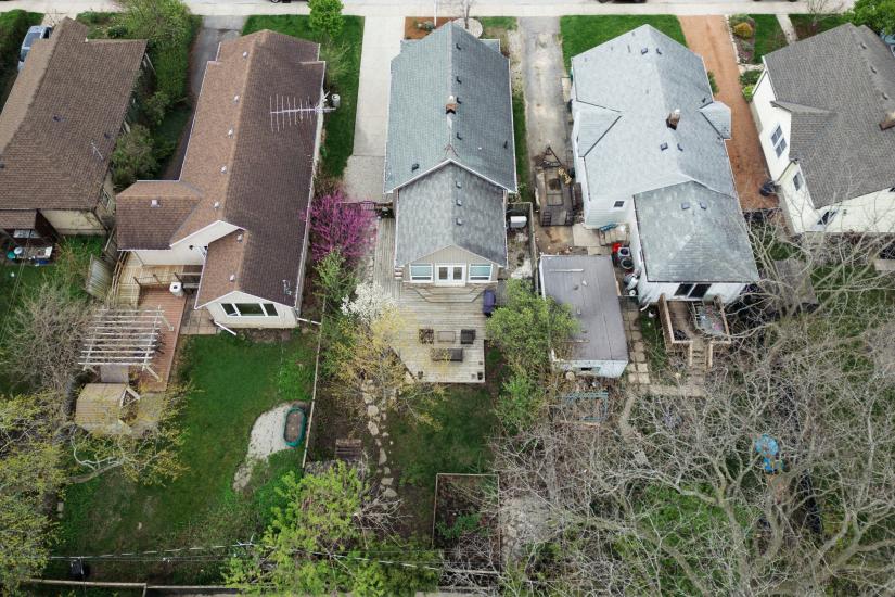 Property listing for 105 Highland Ave., St. Catharines, ON