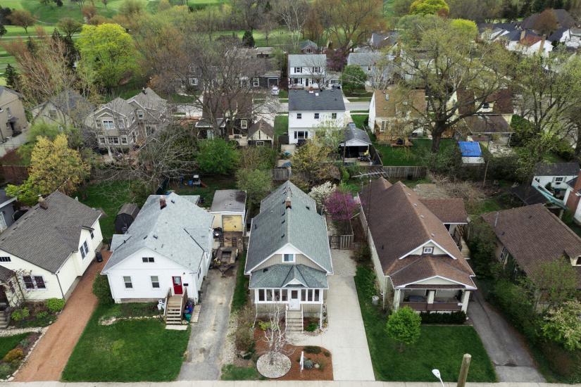 Property listing for 105 Highland Ave., St. Catharines, ON