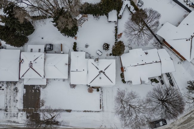 Property listing for 35 Shalfleet Blvd., Brantford, ON