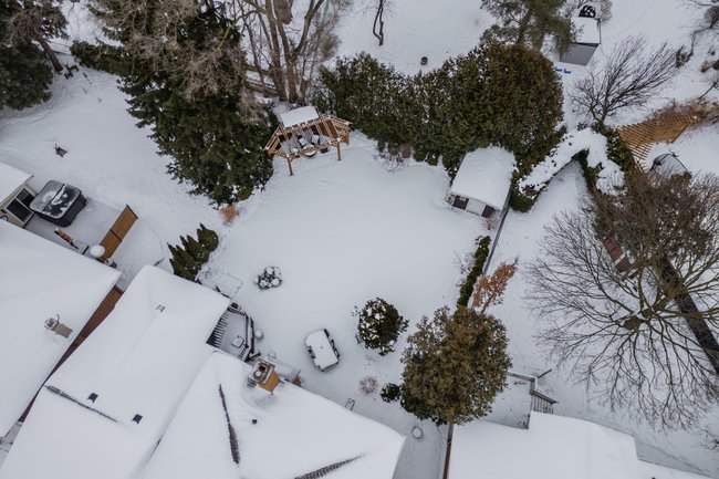 Property listing for 35 Shalfleet Blvd., Brantford, ON