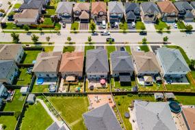 Property listing for 1363 Upper Paradise Rd., Hamilton, ON