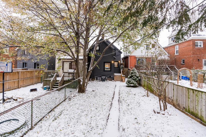 Property listing for 24 Norway Ave, Hamilton, ON