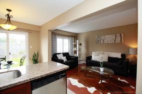 Property listing for 86 Meadow Wood Cres., Hamilton, ON