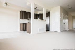 Property listing for 84 Dunrobin Lane, Grimsby, ON