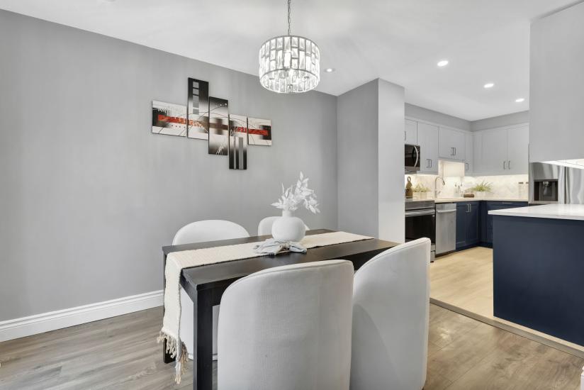 Property listing for #7-860 Rymal Rd. E., Hamilton, ON