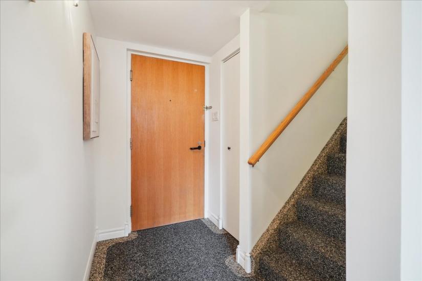 Property listing for #313-50 Main St., Dundas, ON